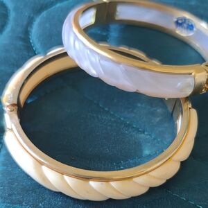 Vintage Clasp Mid century mod Italian Lucite bracelets